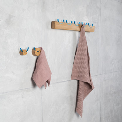 Garderobe DEER | Eichenholz oder Eichenholz in Nussbaumfarbe