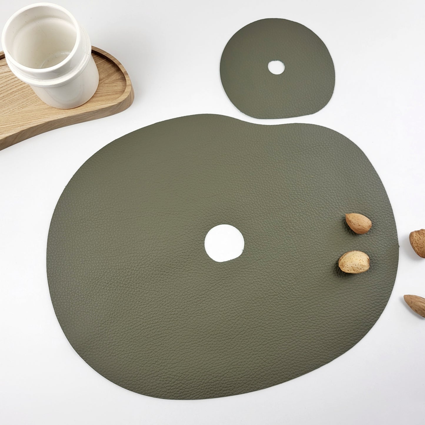 Tischset und Untersetzer aus echtem Leder | Olivgrün
